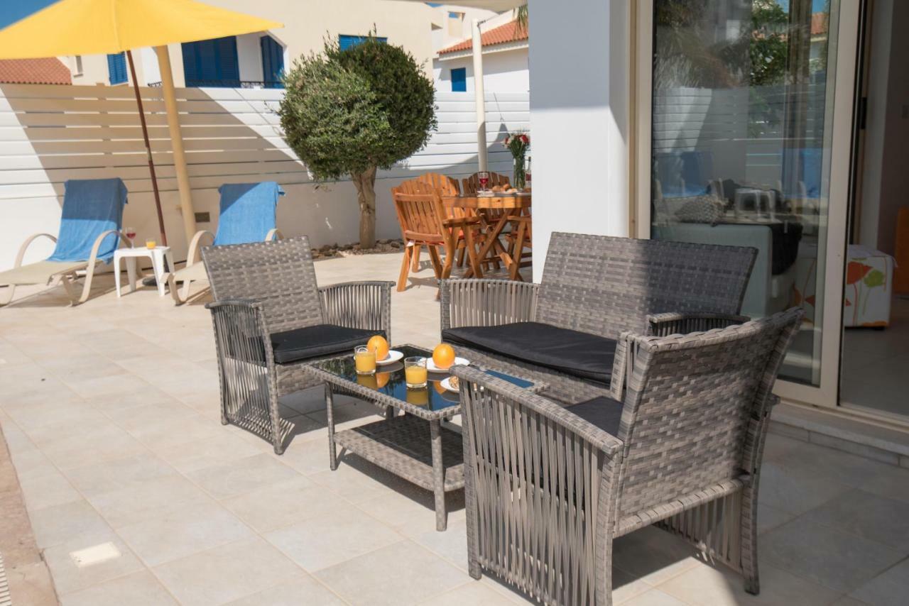 Villa Pomelo Protaras Extérieur photo